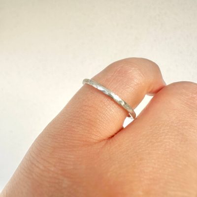 Anillo Stack Relieve